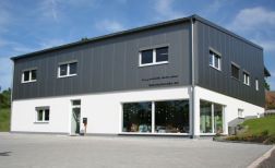 Firma Polsterm�bel Born GmbH