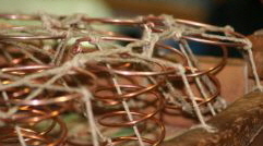 Ferderkern-Schn�rung